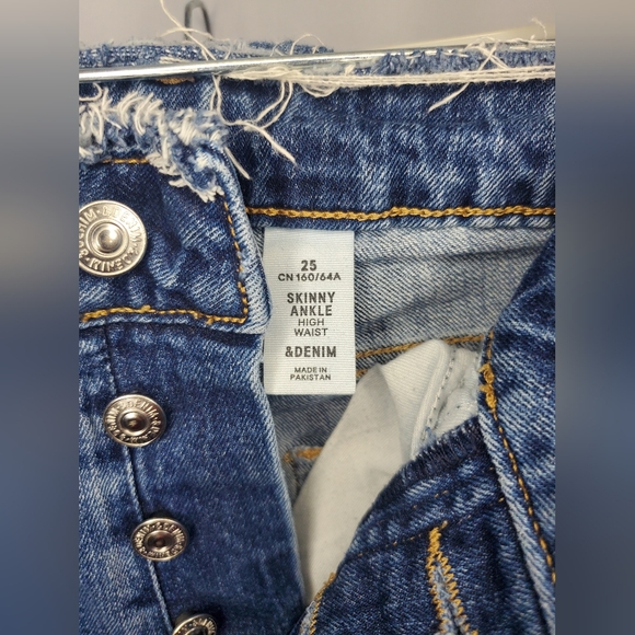 Pre-Loved Women H&M Skinny Ankle Hugh Waisted Blue Denim Jeans Size 25 - Picture 6 of 14